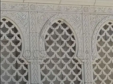 تشطيب اعمال الواجهات الخارجية